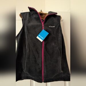 Columbia Charcoal Vest with Magenta Zipper